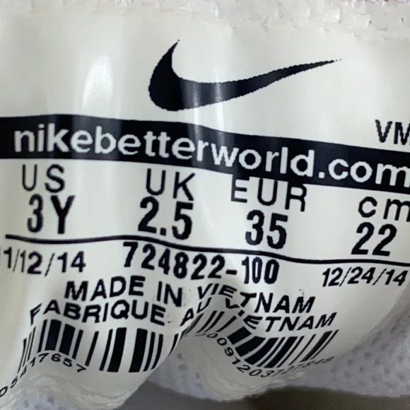 Nike Air Max 90 White Leather Athletic Running Shoes 724822-100 Youth Size 3Y - Picture 11 of 11